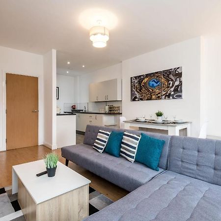 Superb Location, Lovely And Bright 2 Bed Daire Liverpool Dış mekan fotoğraf